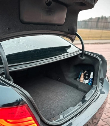BMW Seria 5 cena 67700 przebieg: 197000, rok produkcji 2012 z Kraków małe 326